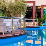 阿凡湾度假套房酒店 5* 阿凡投