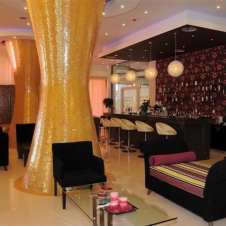 아판도우 베이 스위트 호텔