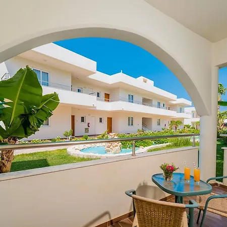 아판도우 베이 스위트 5* 아판토우