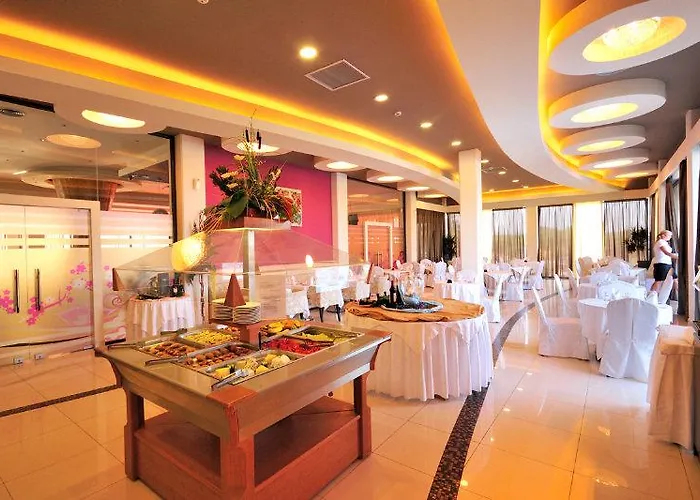 Bay Hotel Afando