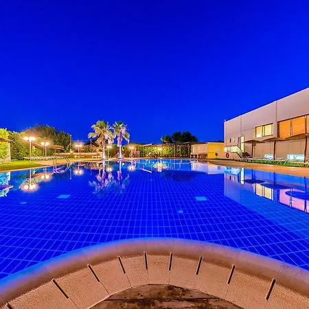 Bay Otel 5*